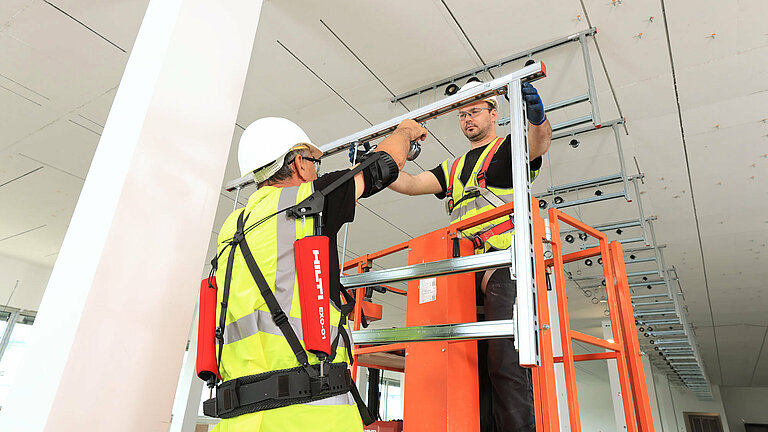 Photo: Hilti: Installation pre assembled Supports
