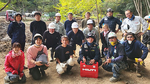 Photo: Hilti: A group of people at a construction site